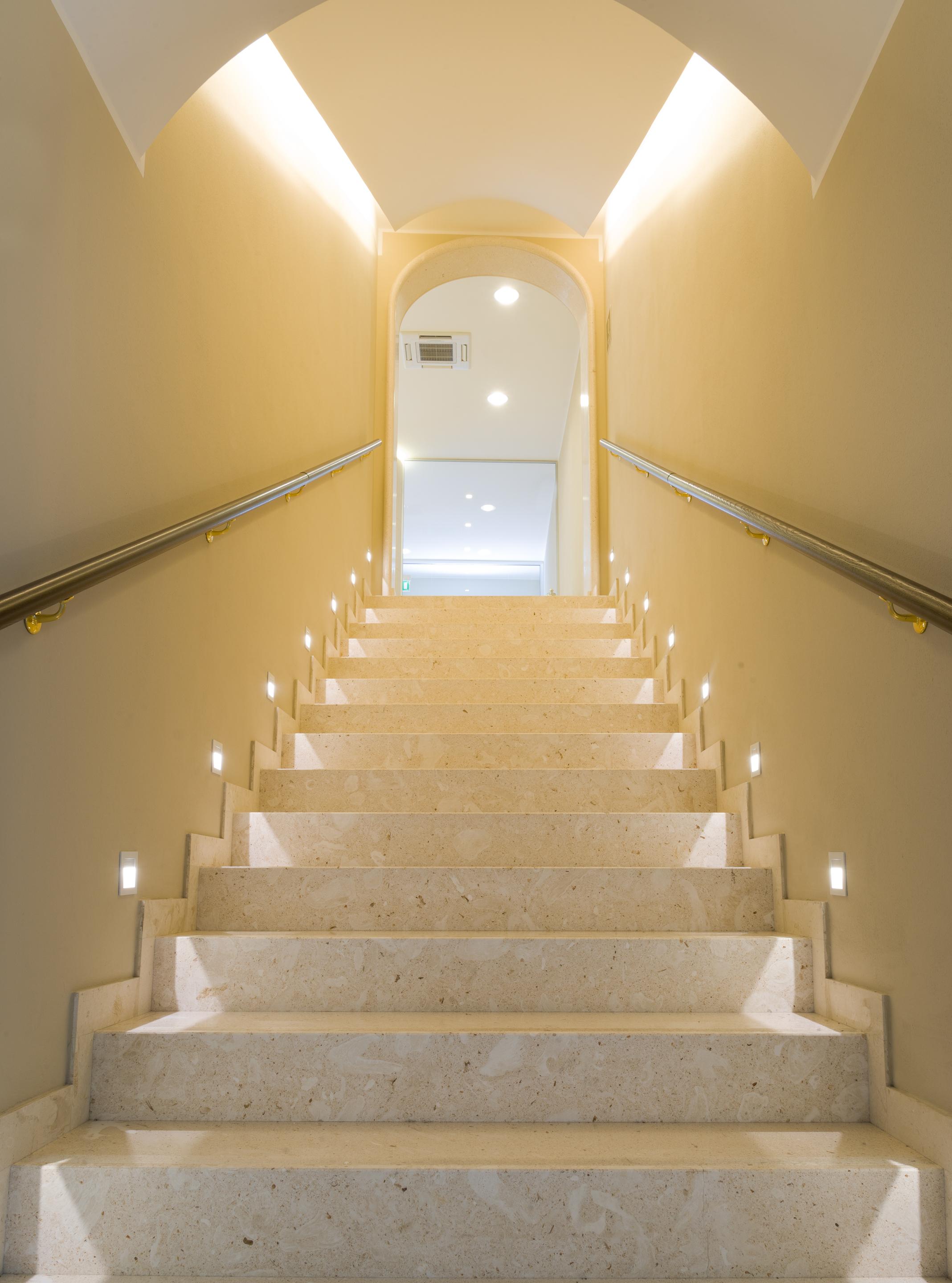 Palazzo Bezzi Hotel ราเวนนา ภายนอก รูปภาพ